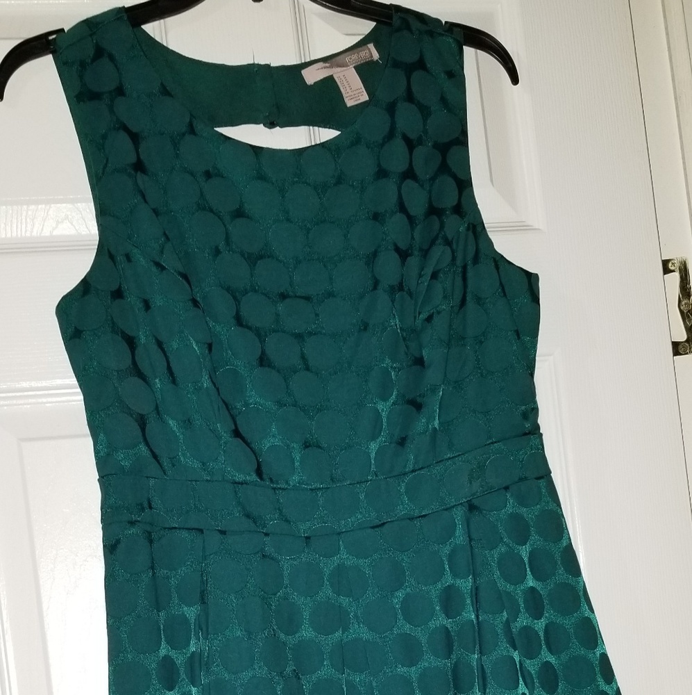 💤👋Green silk skater dress key hole back opening